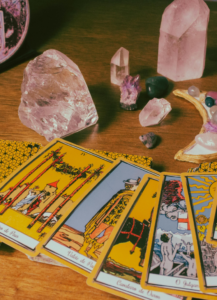 Raunächte feiern: Orakel und Tarotkarten